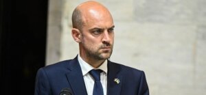 Paris hausse le ton : Barrot critique Israël et plaide pour un « réarmement démocratique »