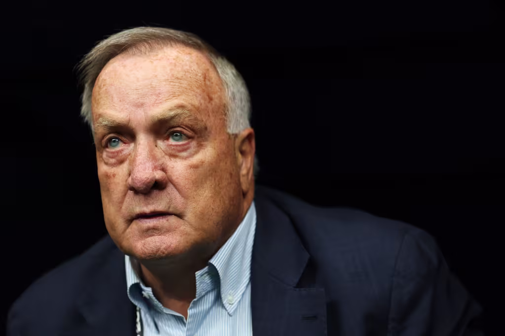 Dick Advocaat gets emotional before Curazao debut