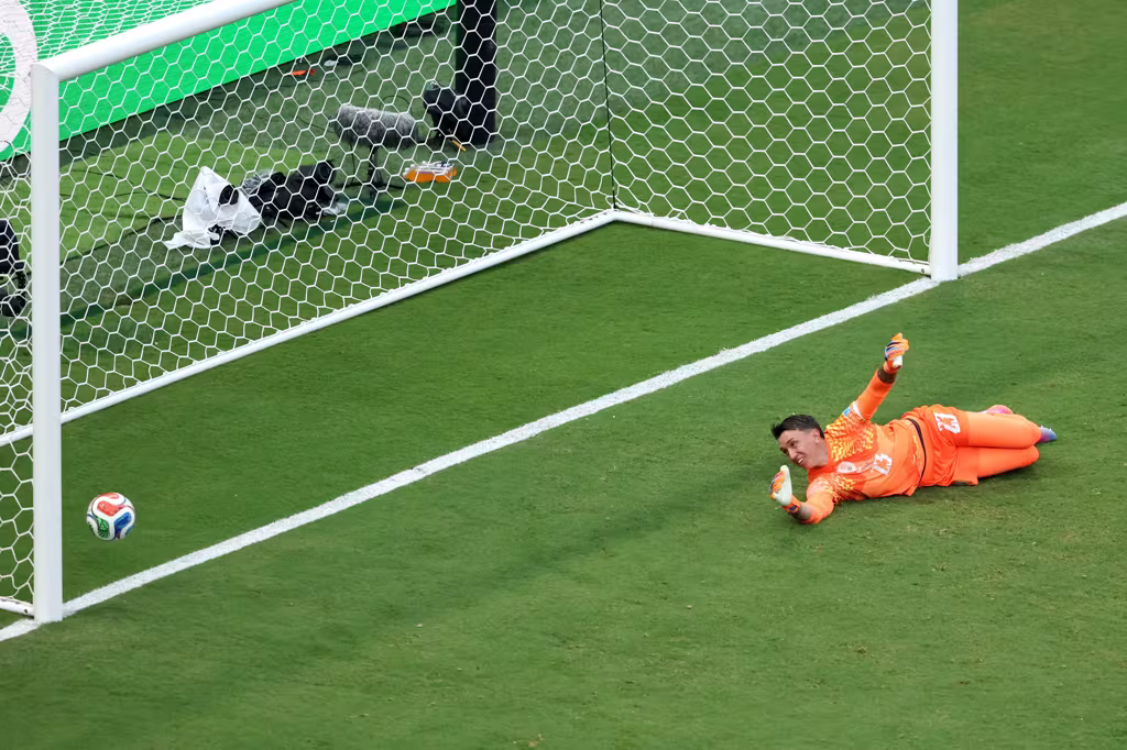 Uruguay v Spain Group H FIFA World Cup